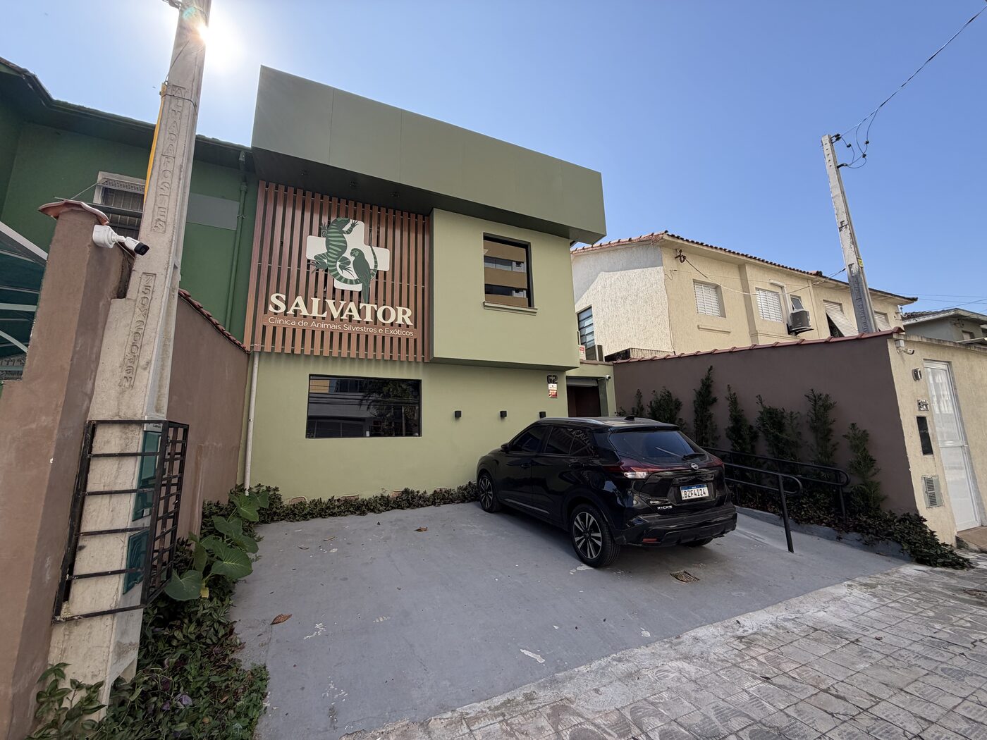 Fachada da Clínica Salvator em Santos
